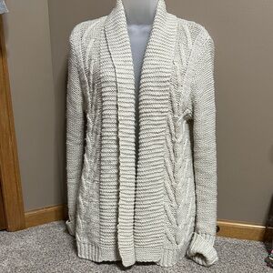 Elegant Cream Cable Knit Women's Cardigan